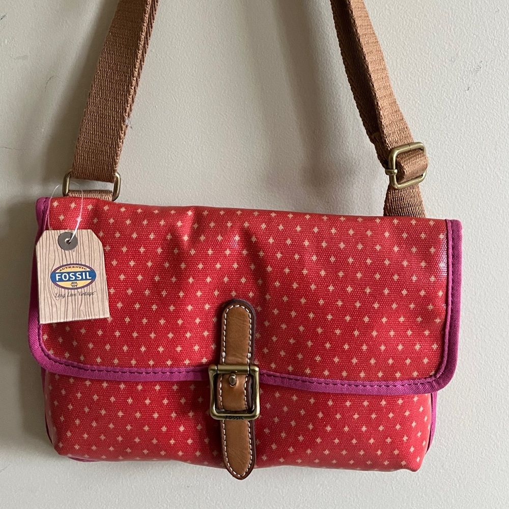 Fossil Crossbody purse, never been worn!!